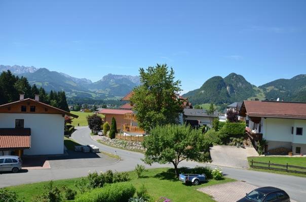 Appartamento Haus Lindeneck - Erika Schwentner Kössen Esterno foto